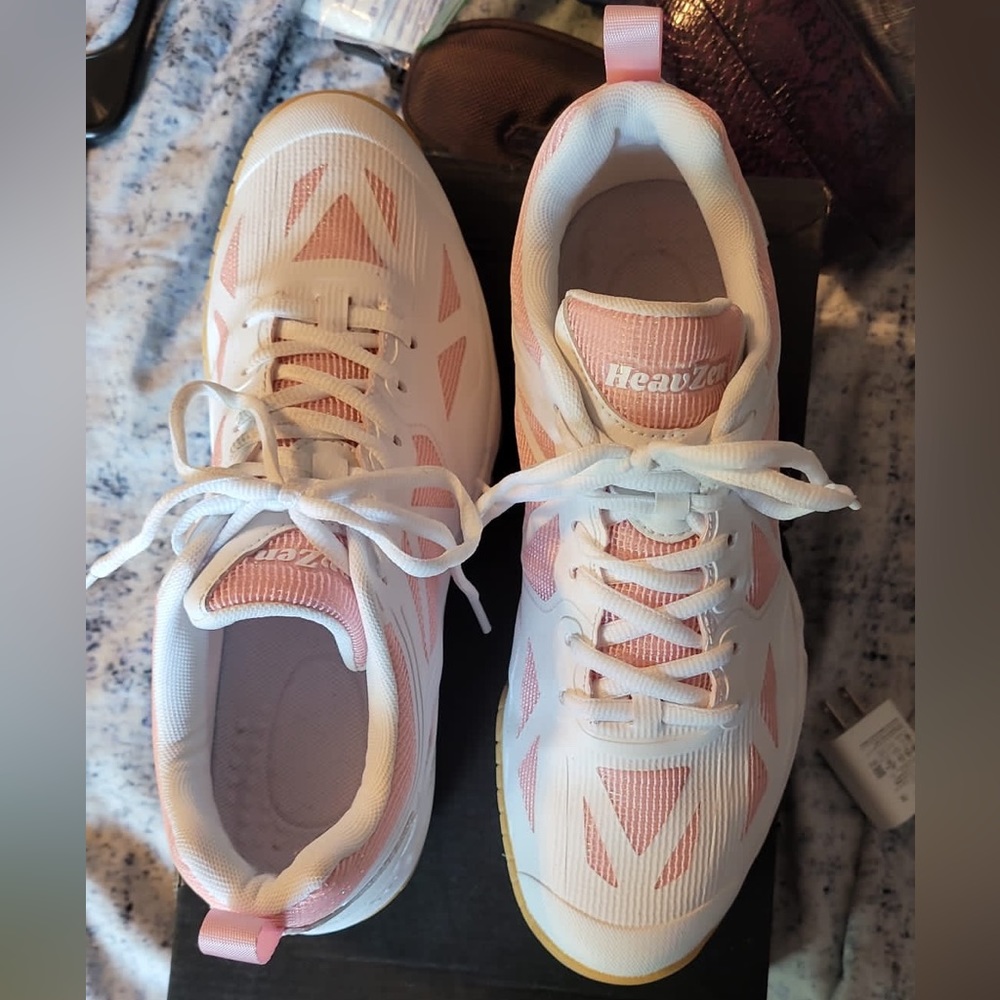 Pickle Ball shoes - Picture 2 of 5